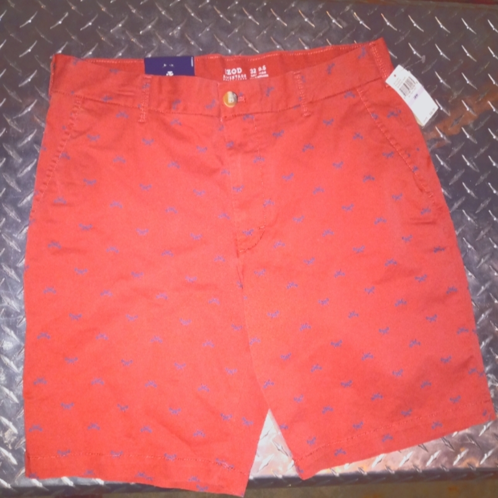 IZOD RED MENS SHORTS w/BLUE FISHBONE PATTERN